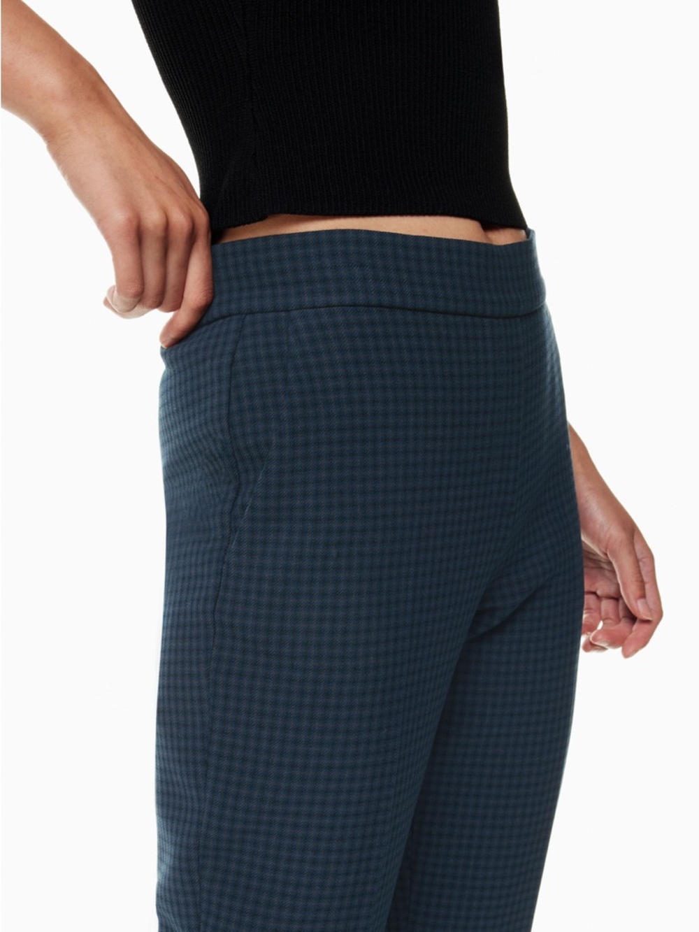 ARITZIA Babaton Conan Cropped Pant in Plaid - 4 - Picture 5 of 11